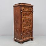 1354 6404 CHEST OF DRAWERS